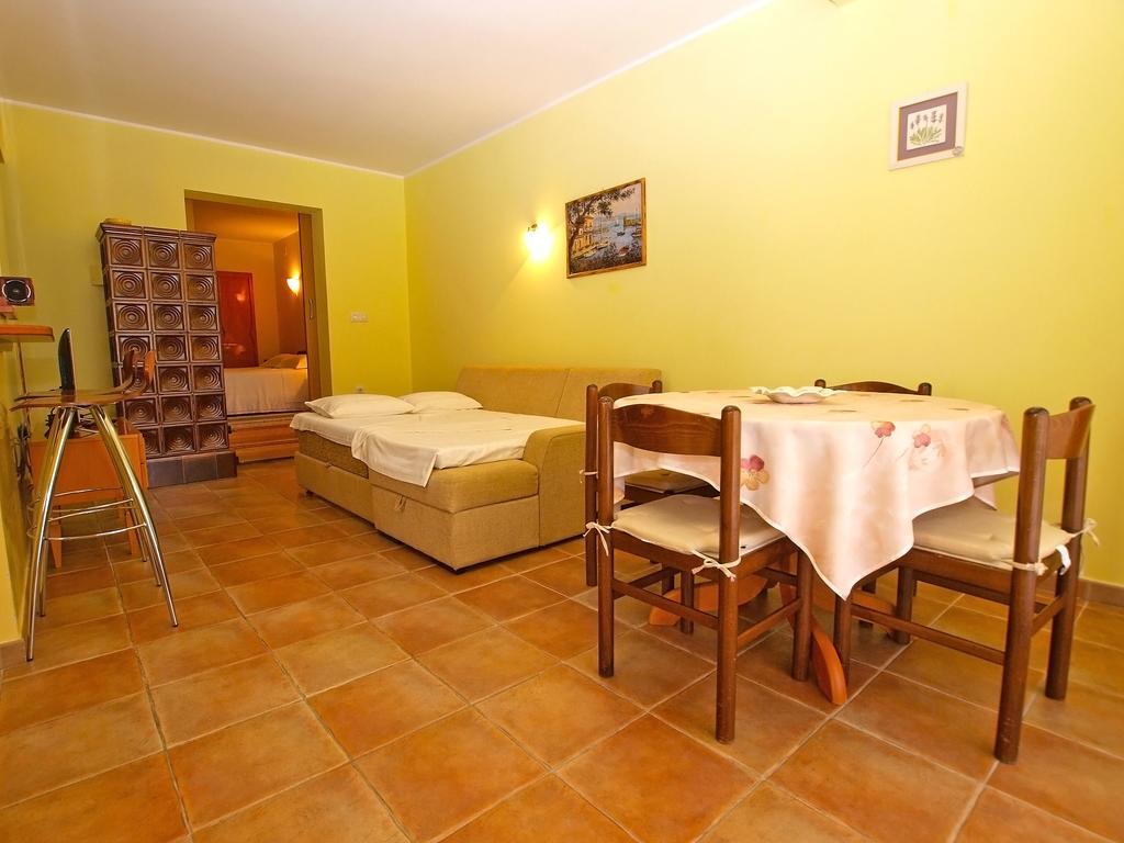 Apartment Puzar 389 普拉 外观 照片